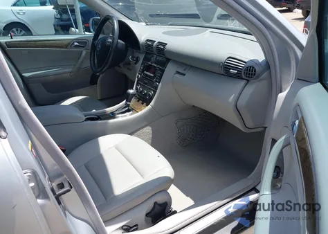 2007 Mercedes-Benz C 230 Sport from USA, damaged, VIN WDBRF52H17F841191